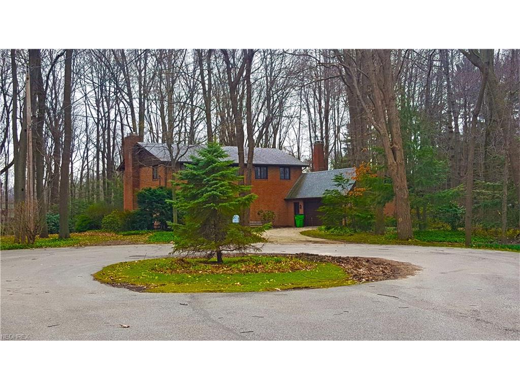 1711 Winterhaven Ave, Ashtabula, OH 44004