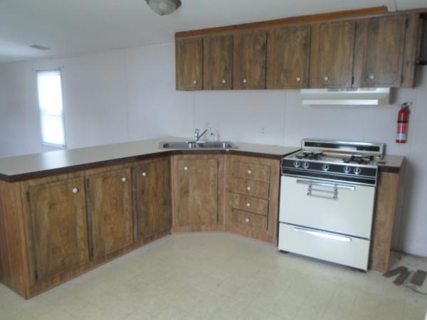 Glenwood Village 1922 Bob White, Lot 183Ashtabula, OH 44004