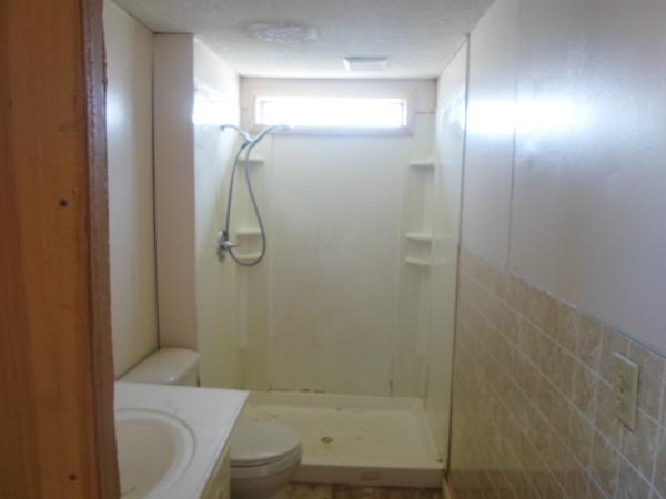 Glenwood Village 1800 Willoarms DrAshtabula, OH 44004