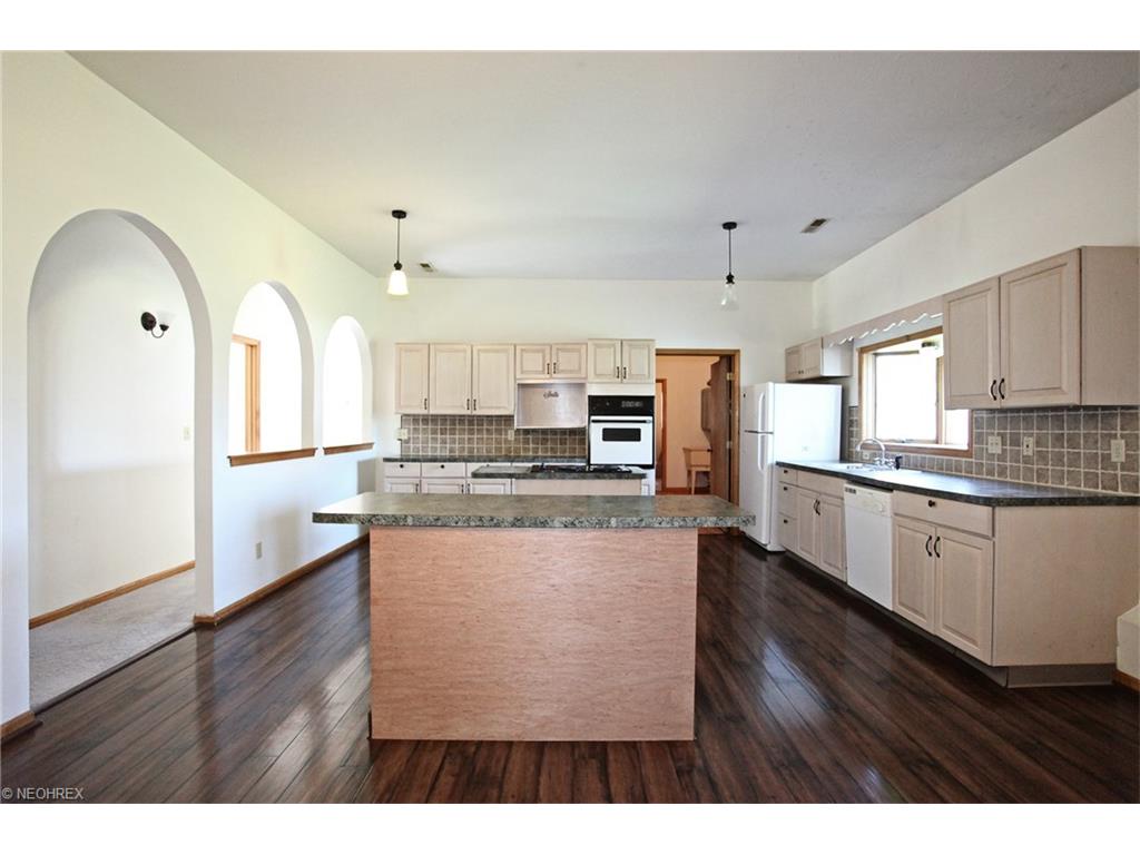 38189 French Creek Rd, Avon, OH 44011