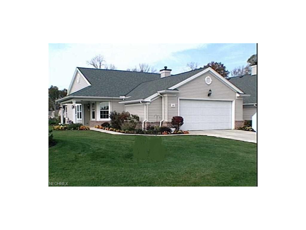43 Community Dr, Avon Lake, OH 44012