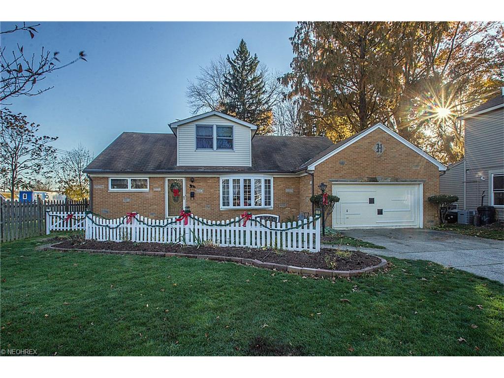 276 University St, Berea, OH 44017