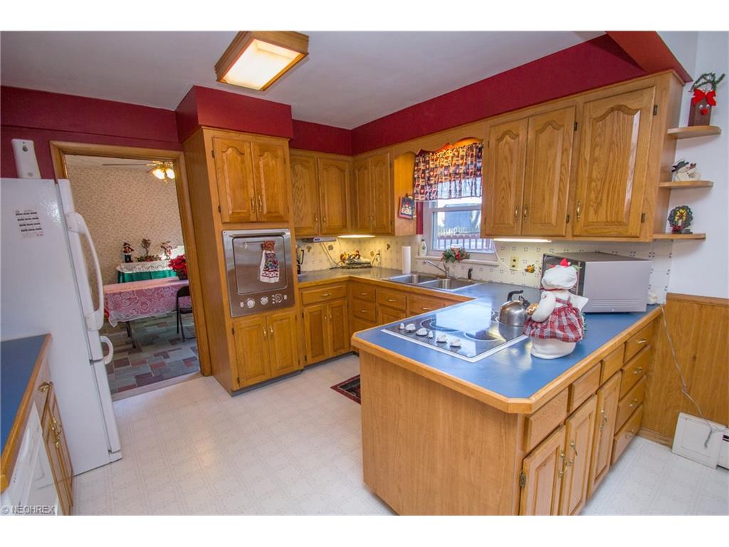 276 University St, Berea, OH 44017