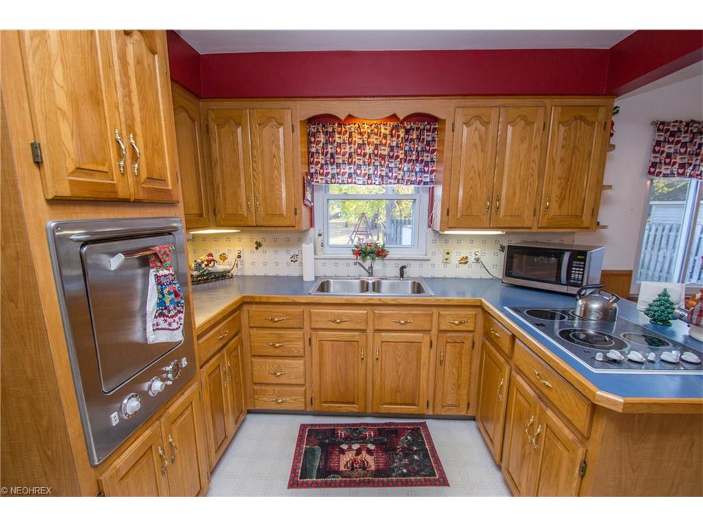 276 University St, Berea, OH 44017