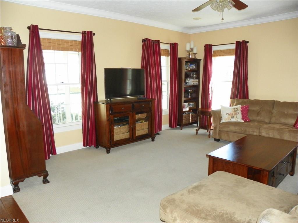 31 West St, Berea, OH 44017