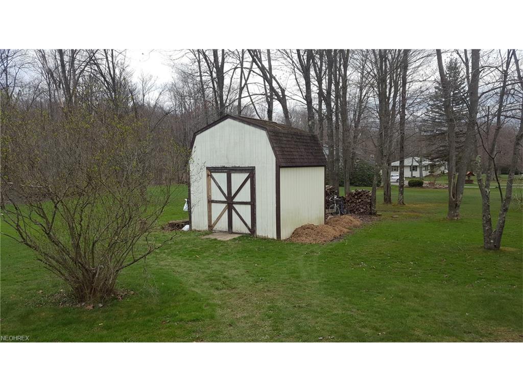 13255 Aldenshire Dr, Chardon, OH 44024