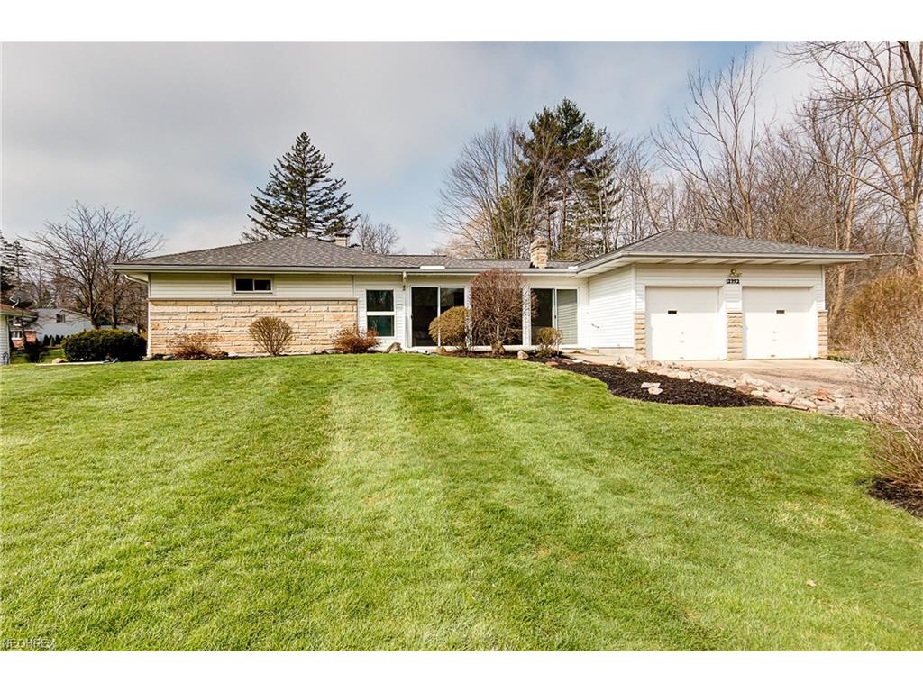 12792 Sperry Rd, Chesterland, OH 44026