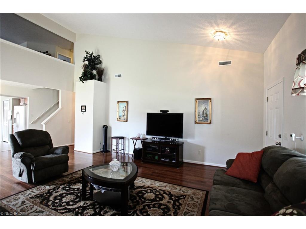 37061 Danforth Ct, North Ridgeville, OH 44039