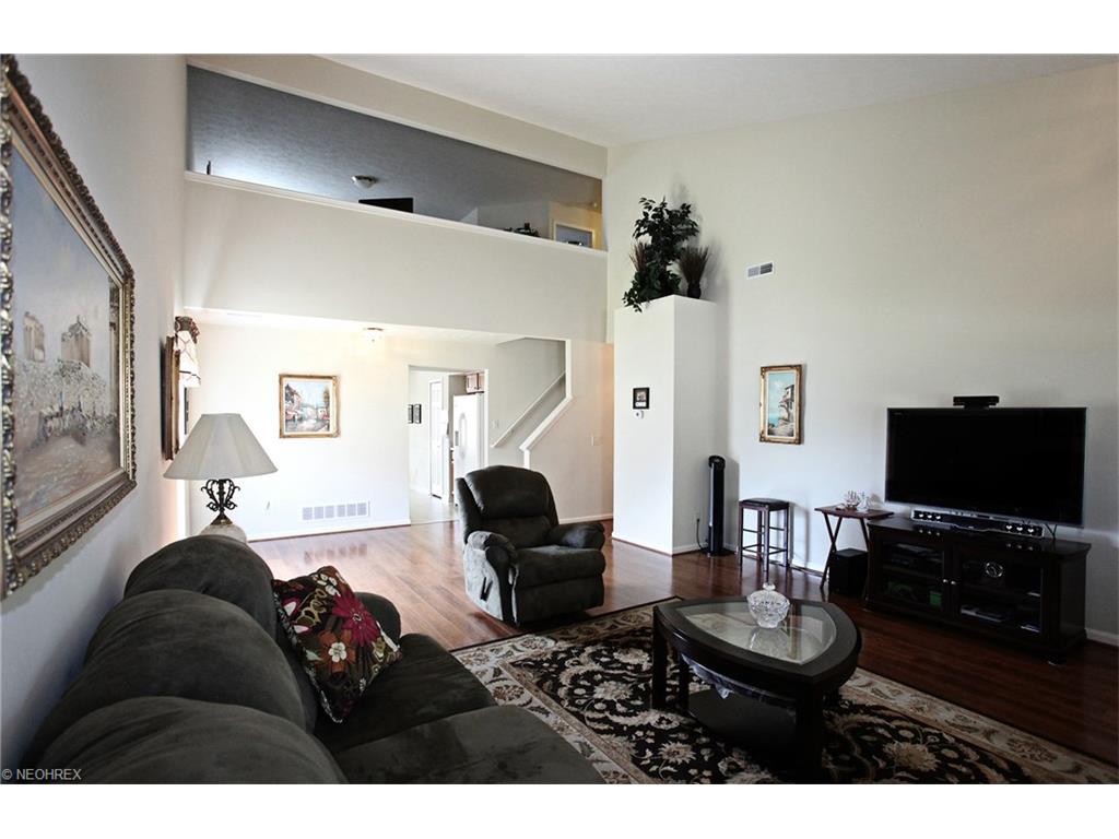 37061 Danforth Ct, North Ridgeville, OH 44039