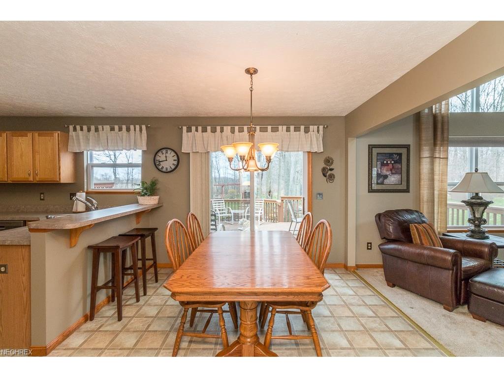 5562 Ridgeview Blvd, North Ridgeville, OH 44039