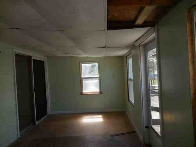 7404 W Point DrNorth Ridgeville, OH, 44039Lorain County