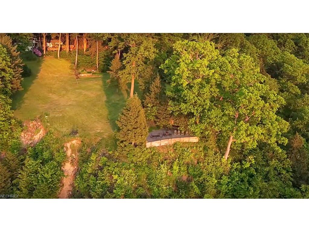 1810 County Line Rd, Gates Mills, OH 44040