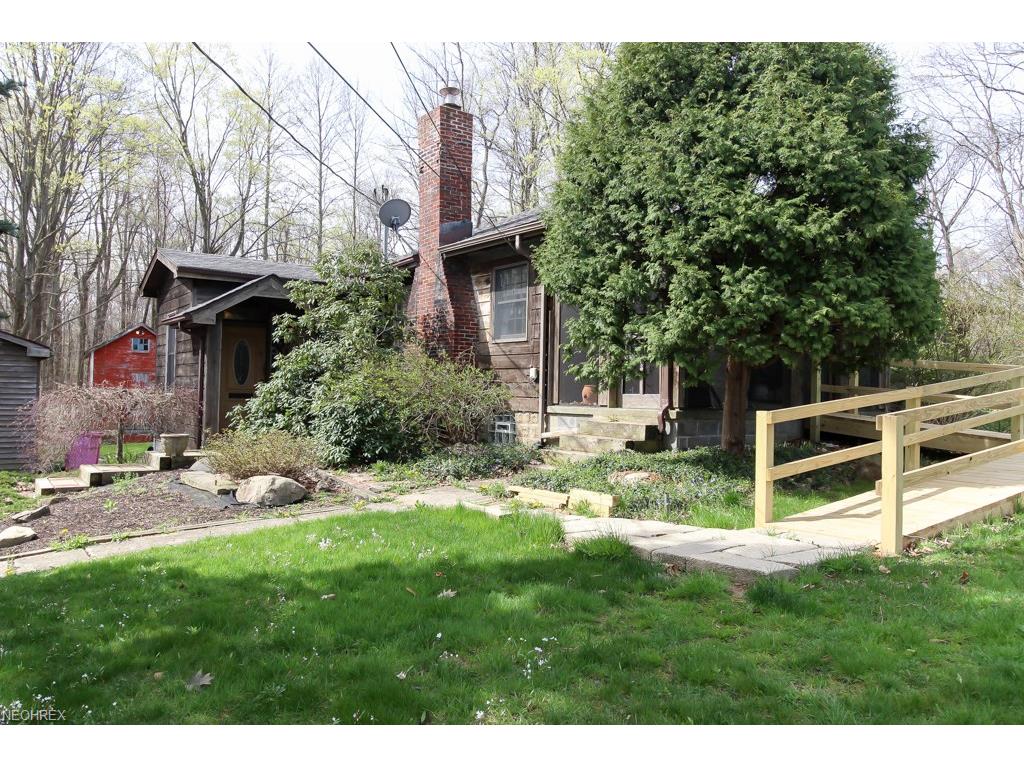 14215 Mayfield Rd, Huntsburg, OH 44046
