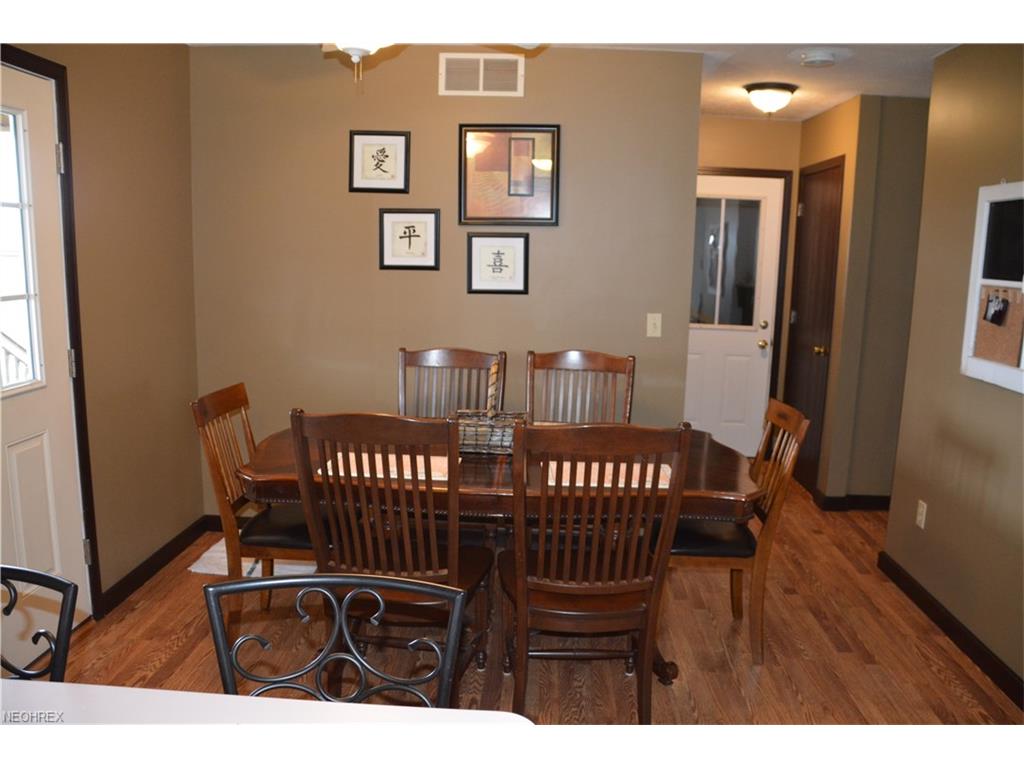 404 Forest St, Lagrange, OH 44050