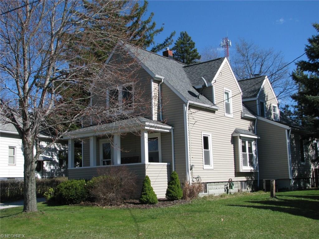 8449 Park Ave, Macedonia, OH 44056
