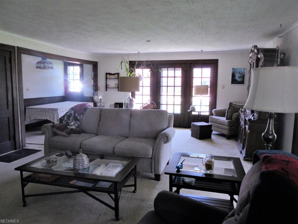 1664 Heather Rd, Madison, OH 44057