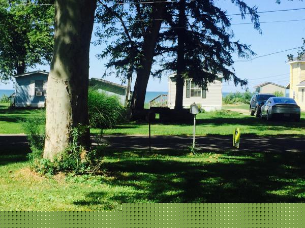 1054 White Sands Blvd. ,OH, Madison-On-The-Lake, 44057