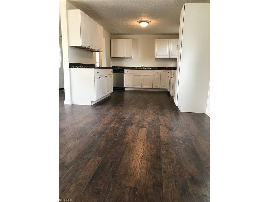 7879 Brentwood Rd, Mentor, OH 44060