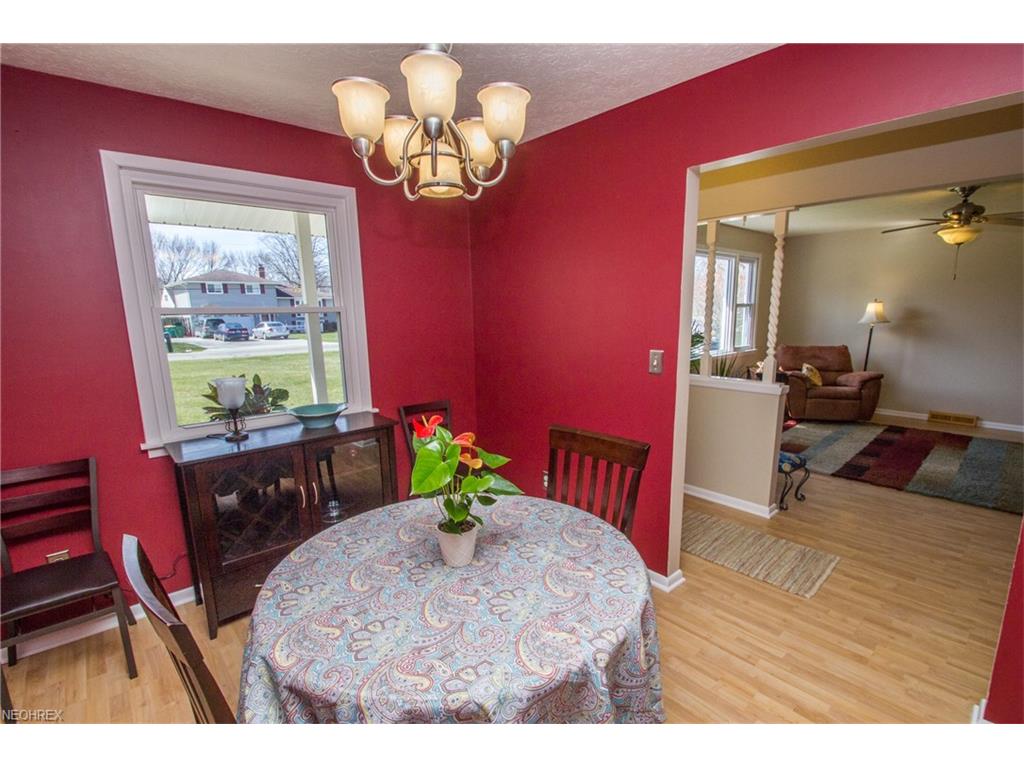 7301 Welland Dr, Mentor, OH 44060