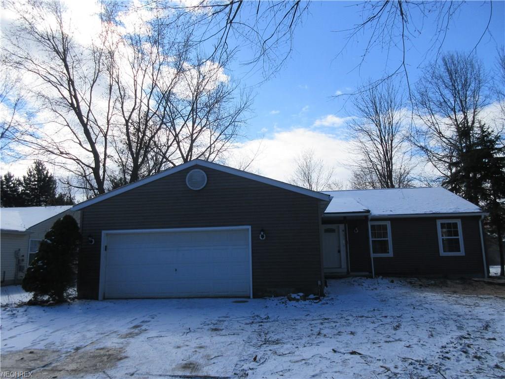 1098 Fanwood Ct, Painesville, OH 44077