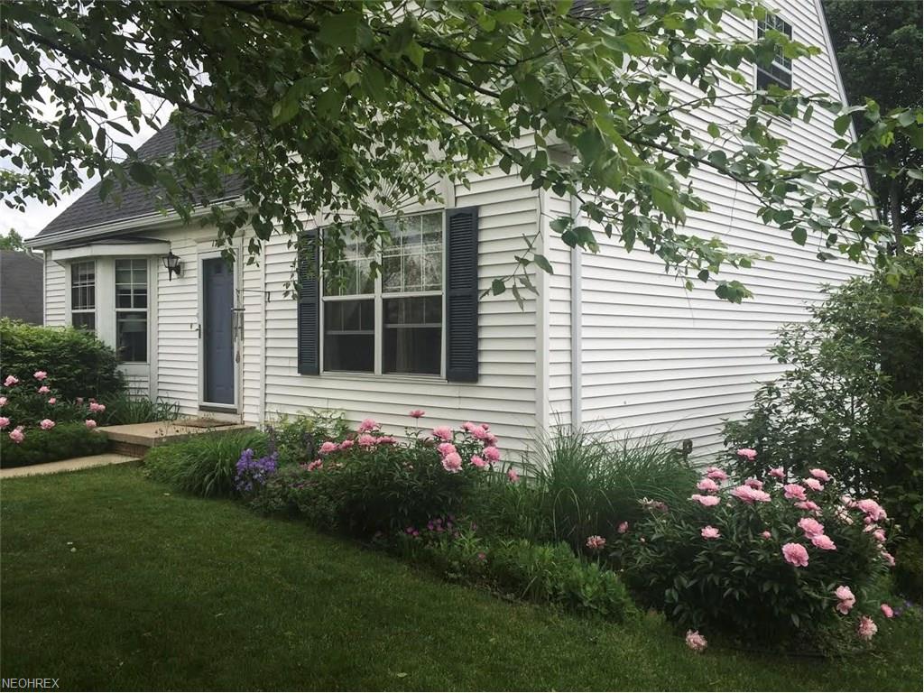 1722 West Idlewood Dr, Twinsburg, OH 44087