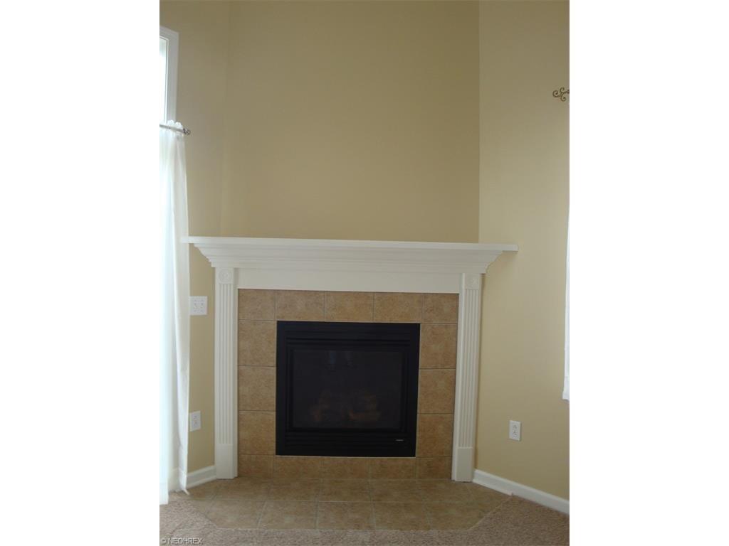 396 E Cross Creek Dr., Willoughby, OH 44094
