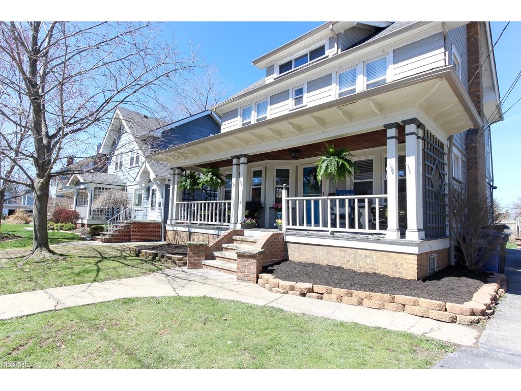 17820 Shaw Ave, Lakewood, OH 44107