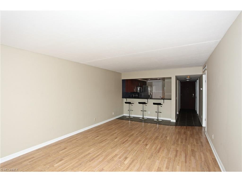 1444 West 10th St, Cleveland, OH 44113