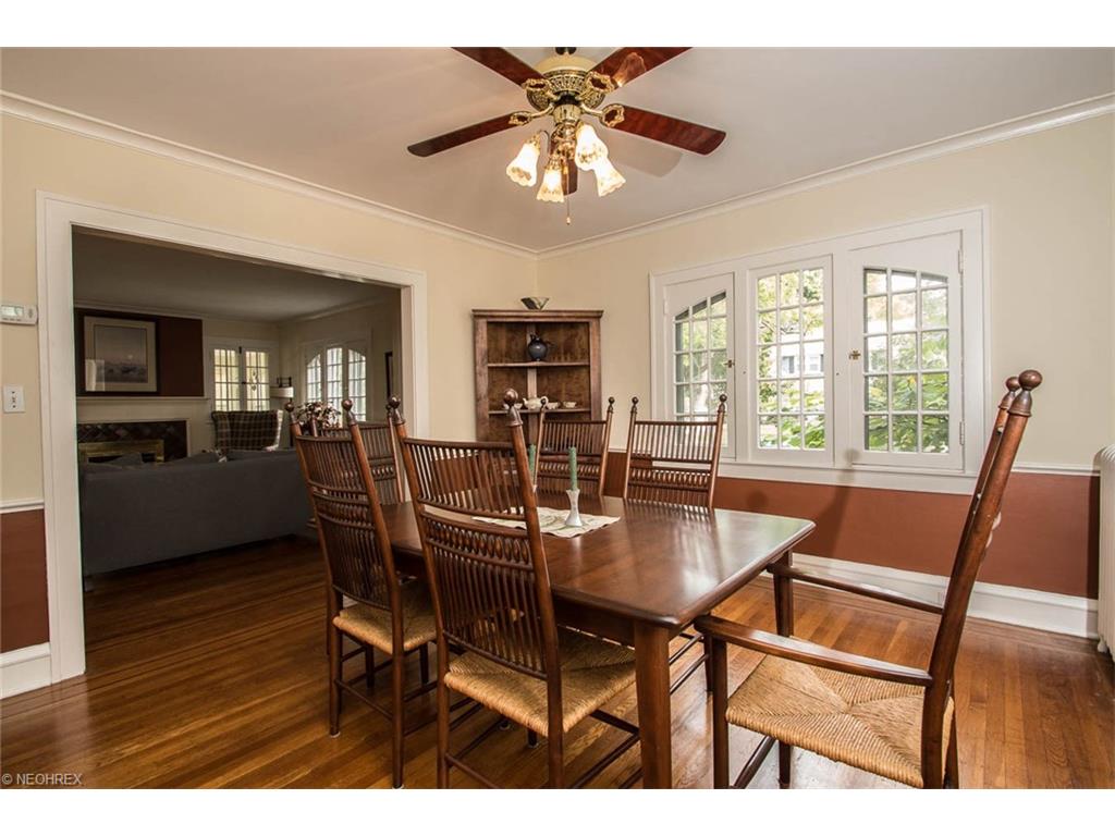 2900 Huntington Rd, Shaker Heights, OH 44120