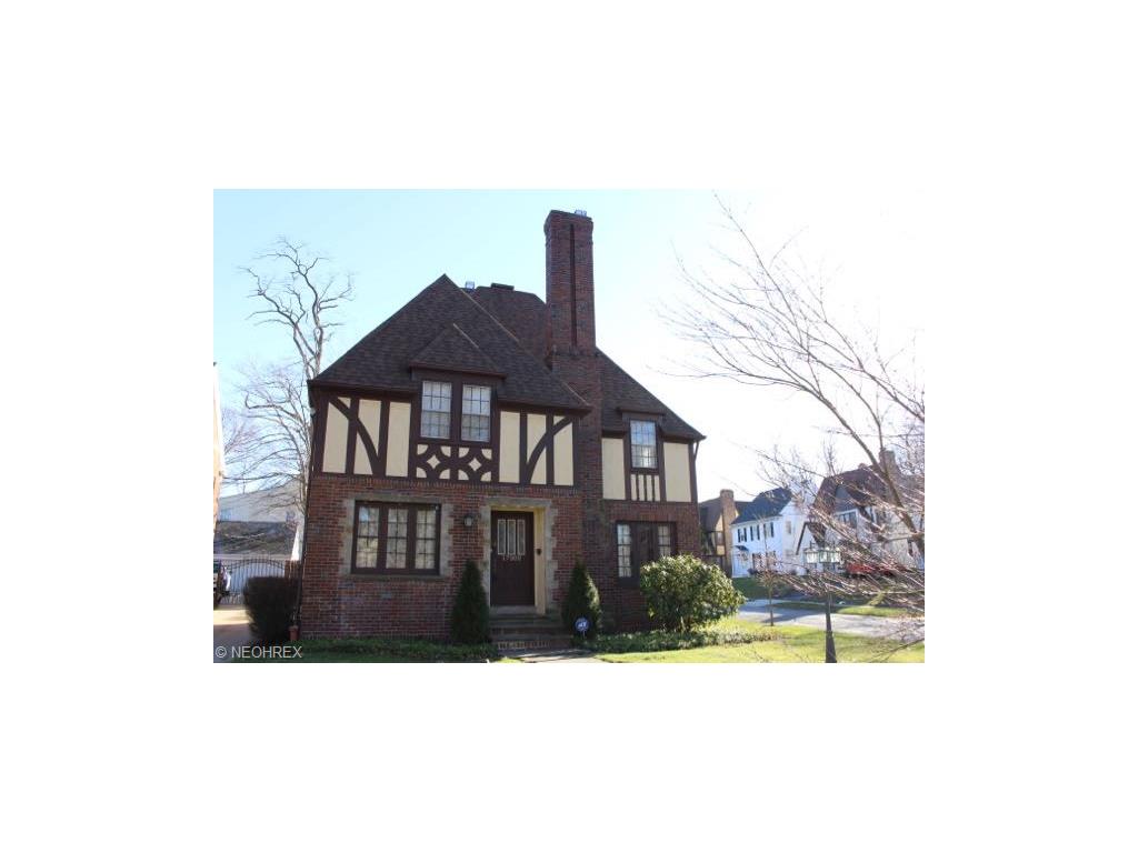 17300 Lomond Blvd, Shaker Heights, OH 44120