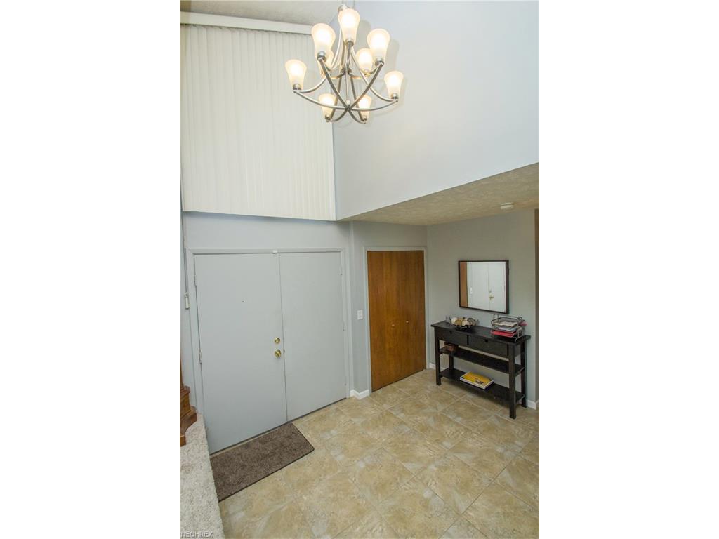879 King George Blvd, South Euclid, OH 44121