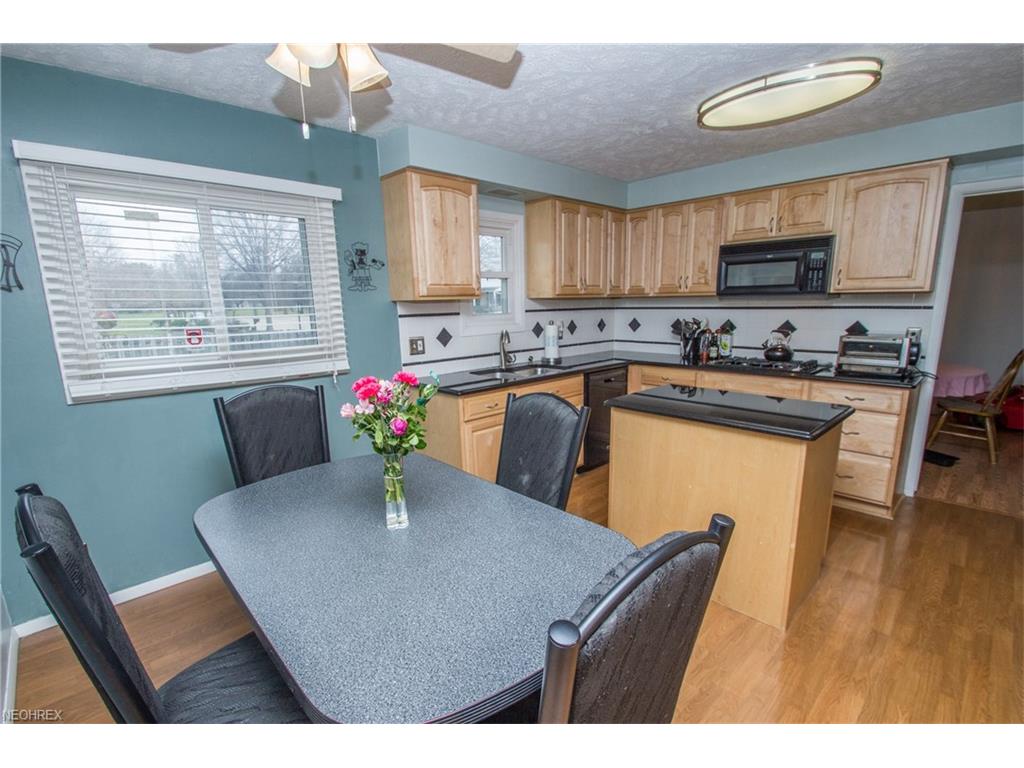879 King George Blvd, South Euclid, OH 44121