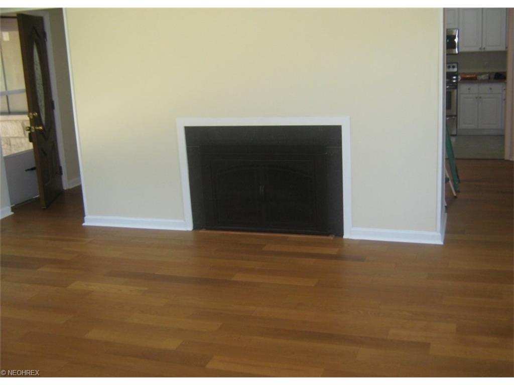 23400 Hazelmere Rd, Shaker Heights, OH 44122