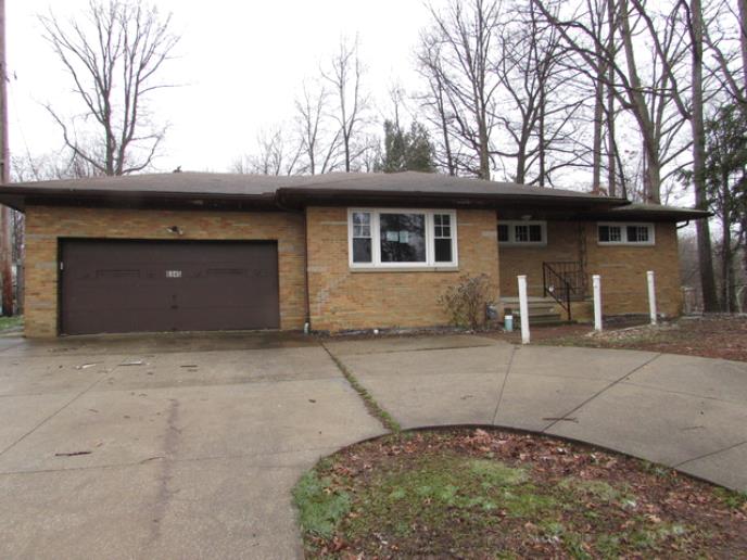 6945 W Pleasant ValParma, OH, 44129Cuyahoga County