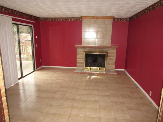 6945 W Pleasant ValParma, OH, 44129Cuyahoga County