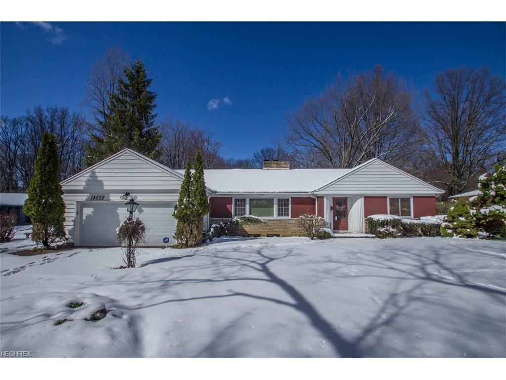 13682 Bagley Rd, Middleburg Heights, OH 44130