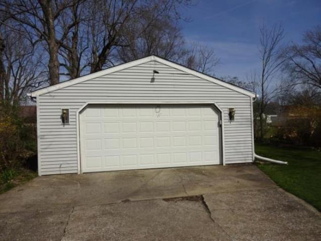 6817 Orchard BoulevardParma Heights, OH, 44130Cuyahoga County