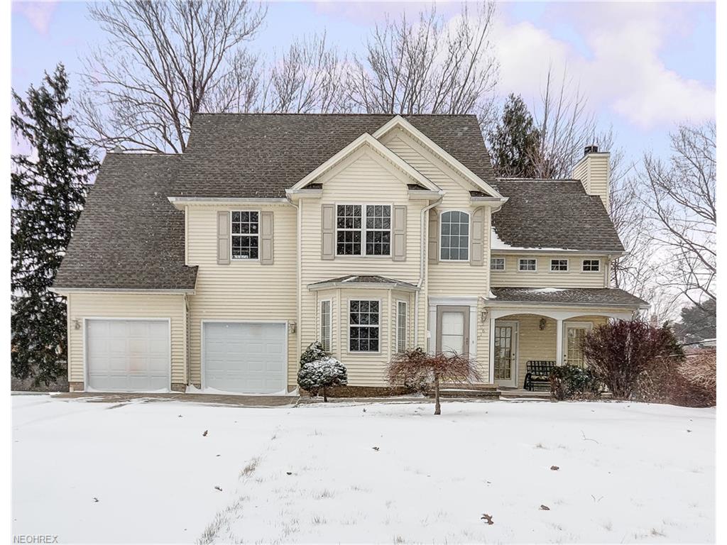 25610 Edgecliff Dr, Euclid, OH 44132