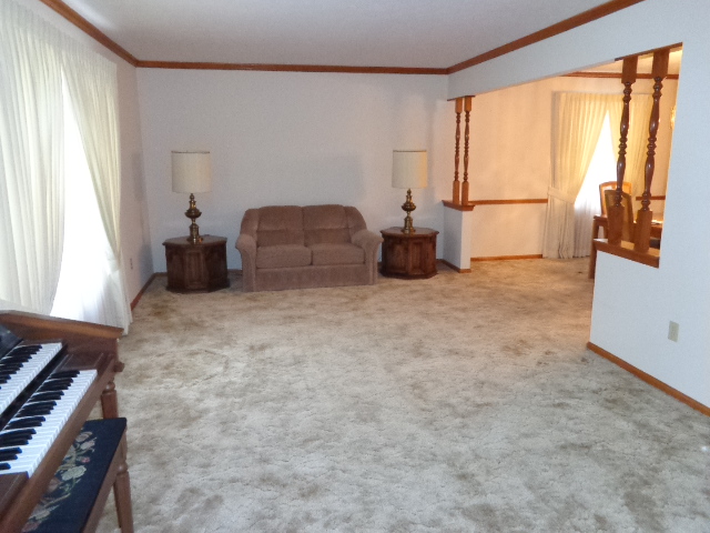 13871 Stoney Creek Dr., North Royalton, OH 44133