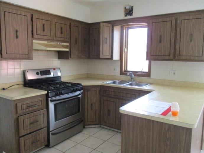 5621 Goodman DrNorth Royalton, OH, 44133Cuyahoga County