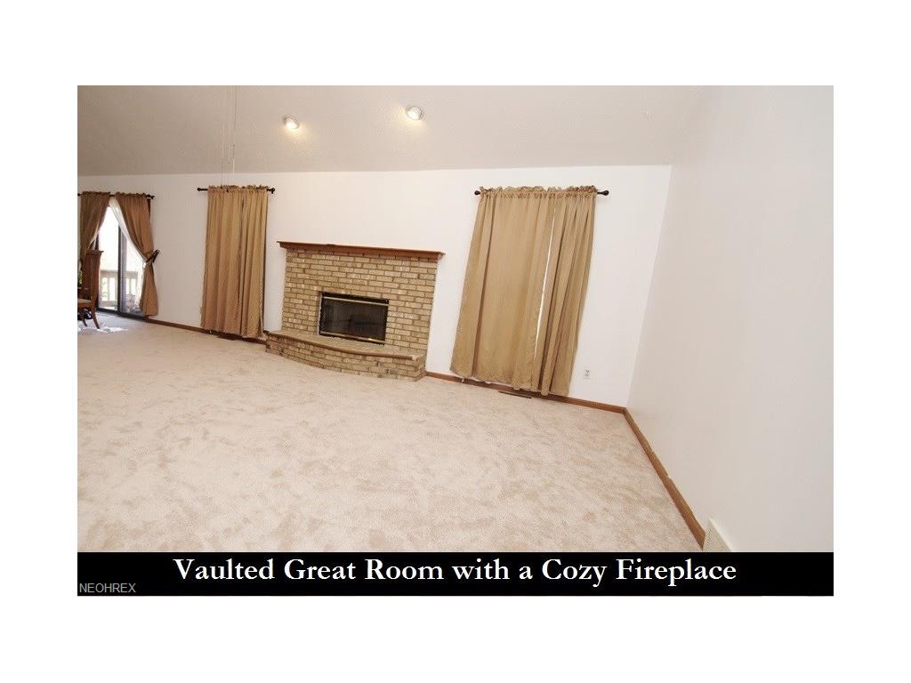 9819 Juniper Ct, Strongsville, OH 44136