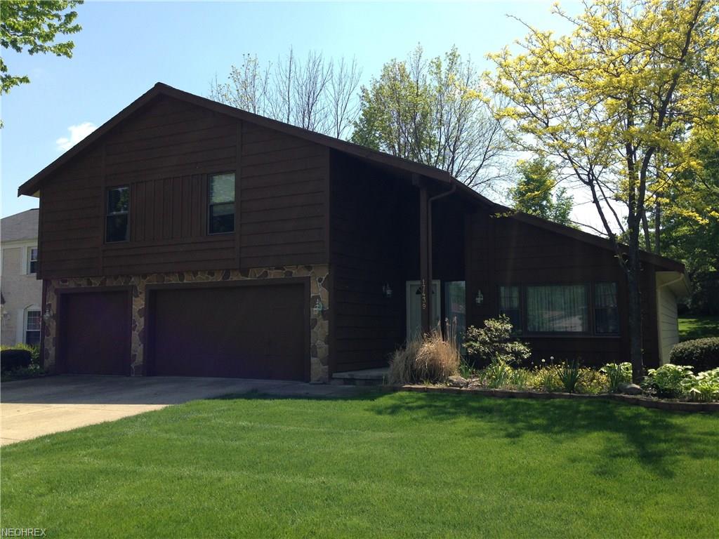 17439 Lexington Ln, Strongsville, OH 44136