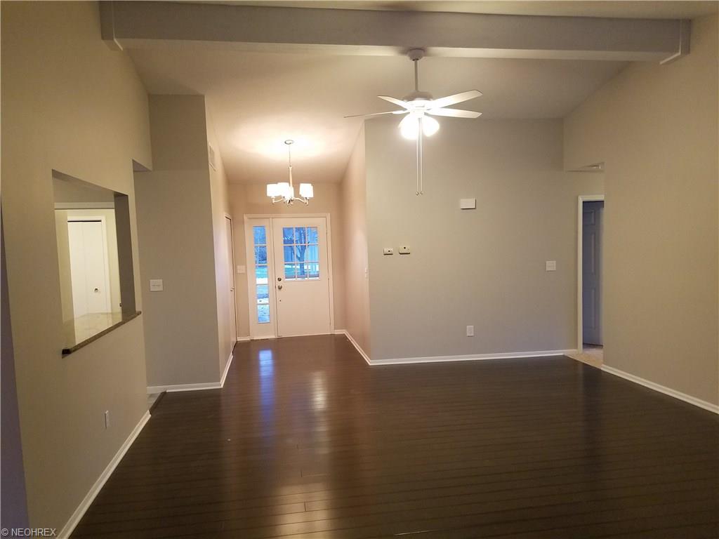 14548 Hartford Trl, Strongsville, OH 44136