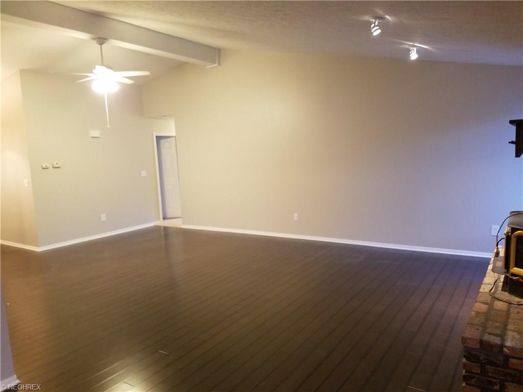 14548 Hartford Trl, Strongsville, OH 44136