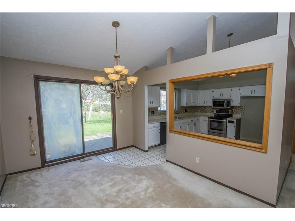 19090 Turkey Meadow Ln, Strongsville, OH 44136