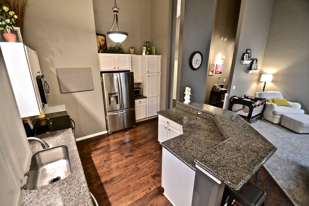 23841 Cottage Trl., Olmsted Falls, OH 44138
