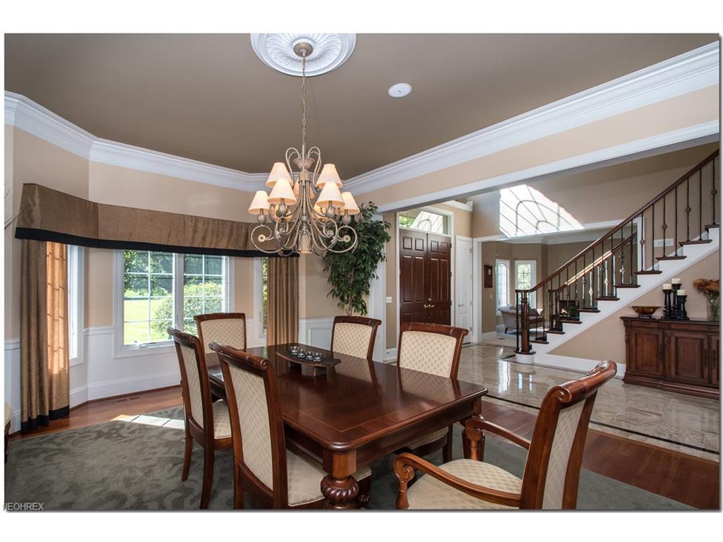 7467 Worlington Drive, Solon, OH 44139