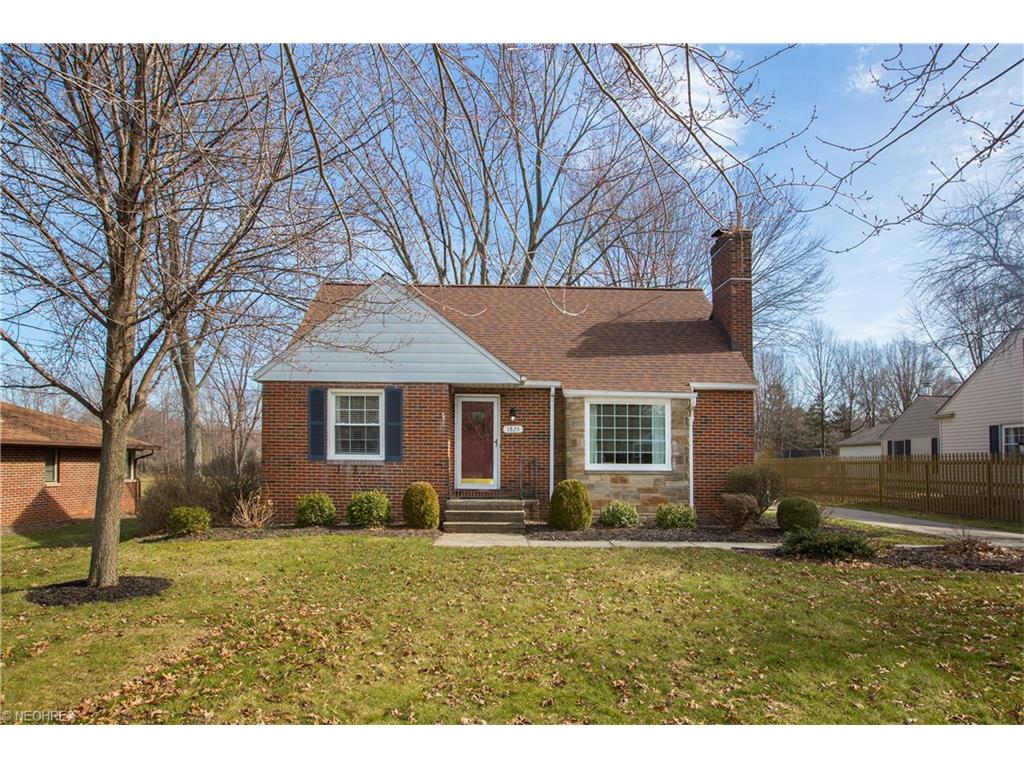 1825 Clague Rd, Westlake, OH 44145