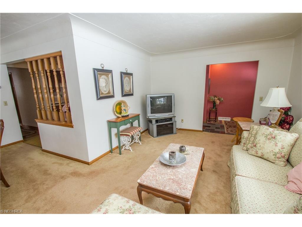 1892 West Edgerton Rd, Broadview Heights, OH 44147