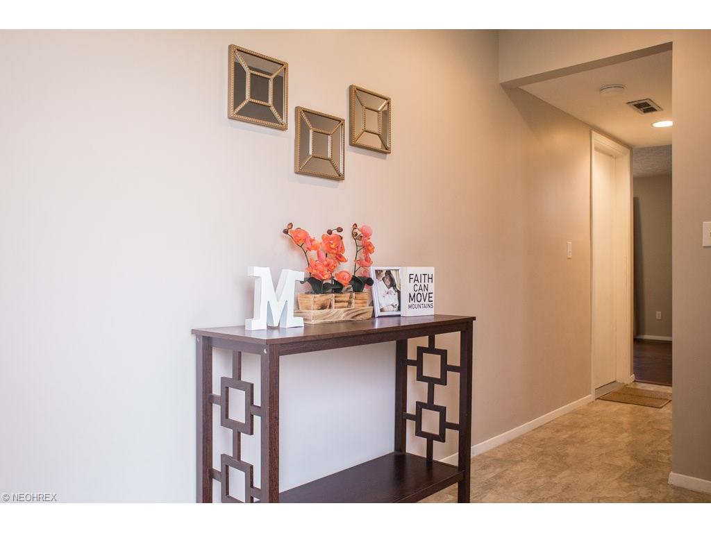 20836 Rudy Dr, Strongsville, OH 44149